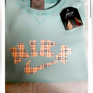 NIKE sweatshirts & Longsleeves with (3) different prints